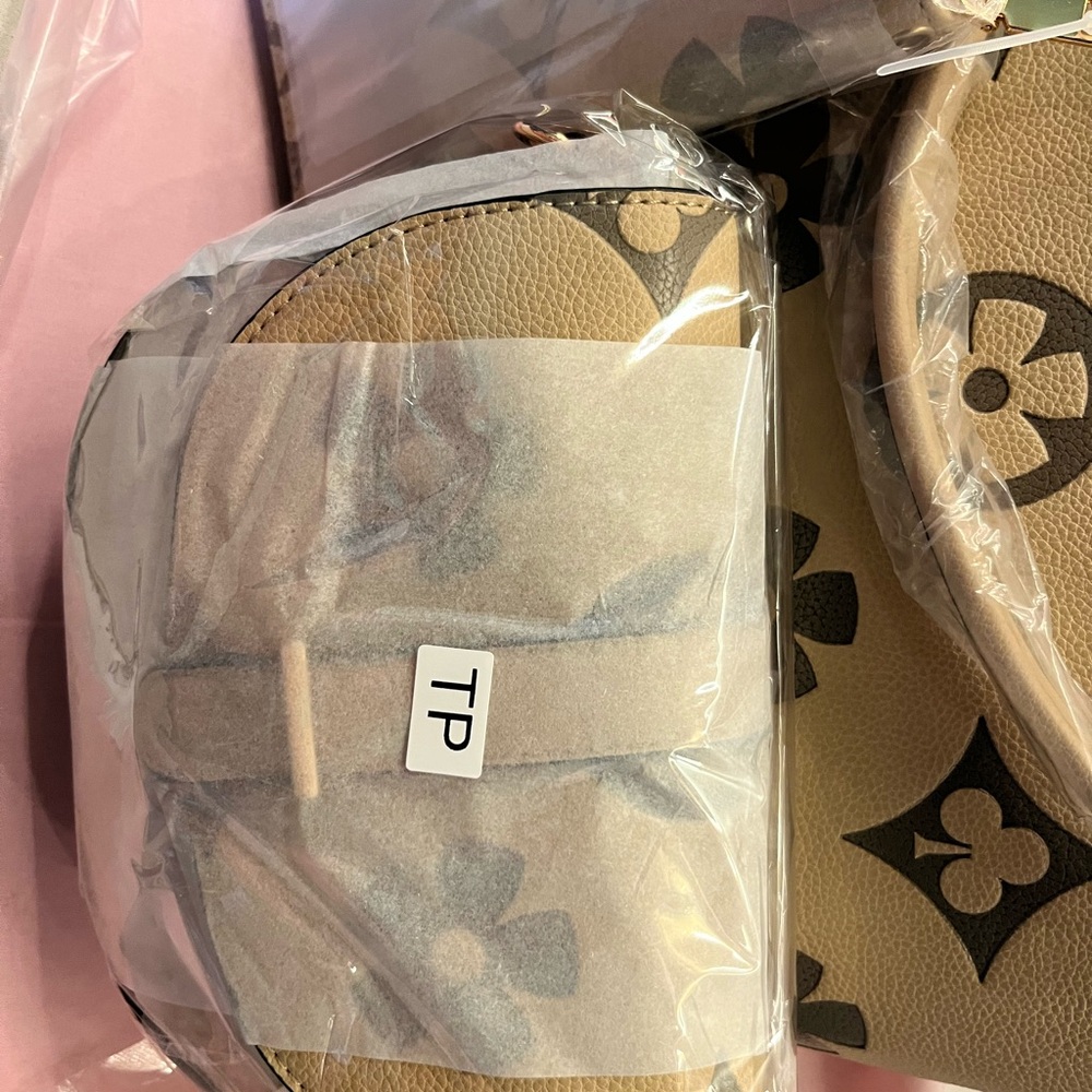 Designer Tan and Brown Women's Bag 14 inch wide and 11 inch deep. - Picture 2 of 7